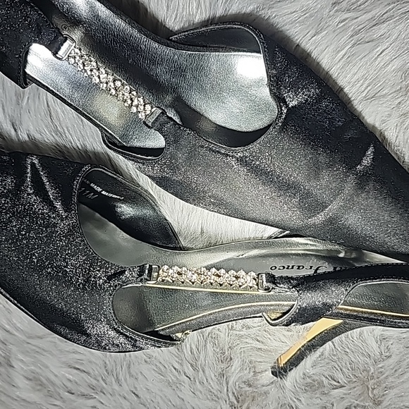 Formal Heels - Picture 1 of 11